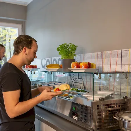 A&o ハウプトバーンホーフ 2*