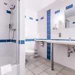 Hotel A&o Hauptbahnhof 2*