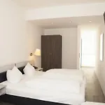Hotel A&o Hauptbahnhof 2*