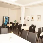 Hotel A&o Hauptbahnhof 2*