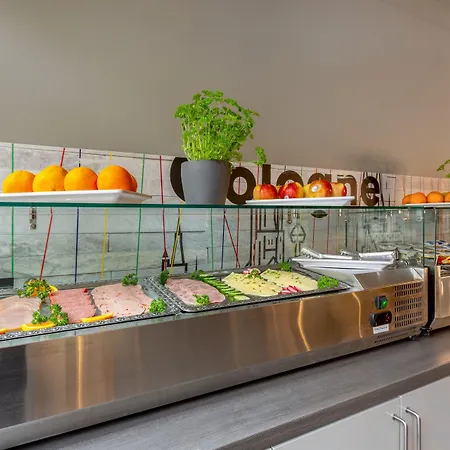 Hotel A&o Hauptbahnhof 2*