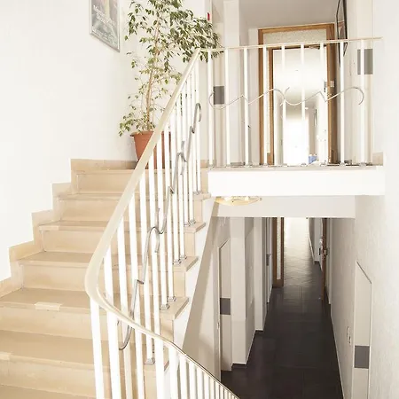 Ξενοδοχείο A&o Hauptbahnhof 2*