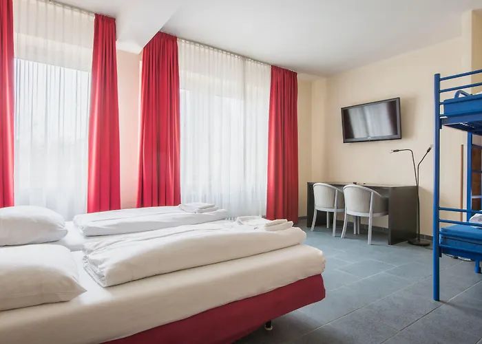 Hotel A&o Hauptbahnhof 2*