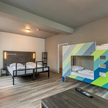 Hotel A&o Hauptbahnhof 2*