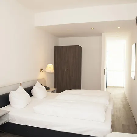 Hotel A&o Hauptbahnhof 2*